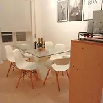 Self-check In Sunny & Charming Apartment